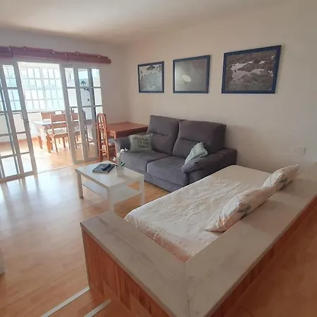 Moderno Y Completo En El Poris Apartmán